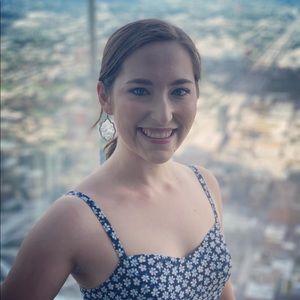 Meet your Posher, Nicole